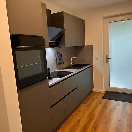 Lägenhet Cozy Haven With Sauna